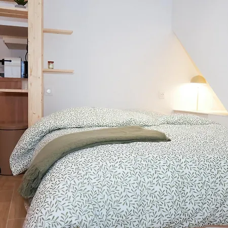 Renove Proche De La Gare Rer Tgv Apartment
